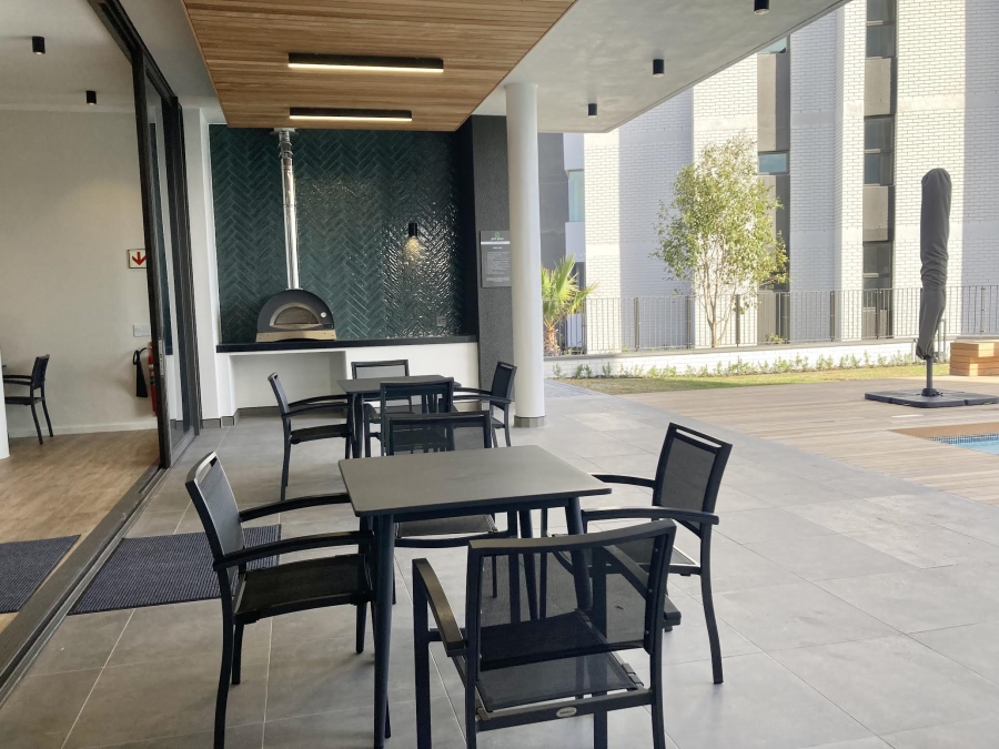 To Let 1 Bedroom Property for Rent in Century City Western Cape